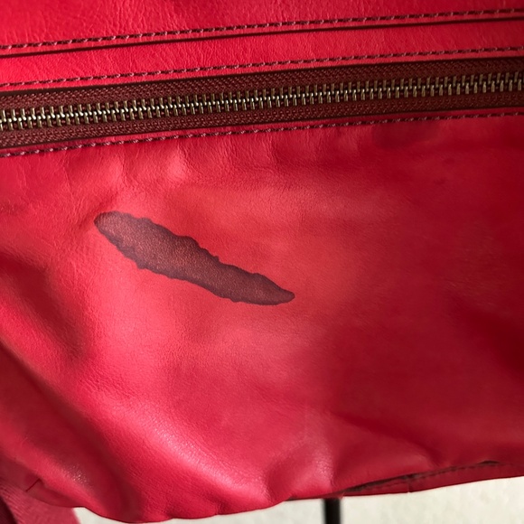 Women's Fossil Explorer Messenger Bag Fold Over Tote Crossbody RED Large - Picture 8 of 10